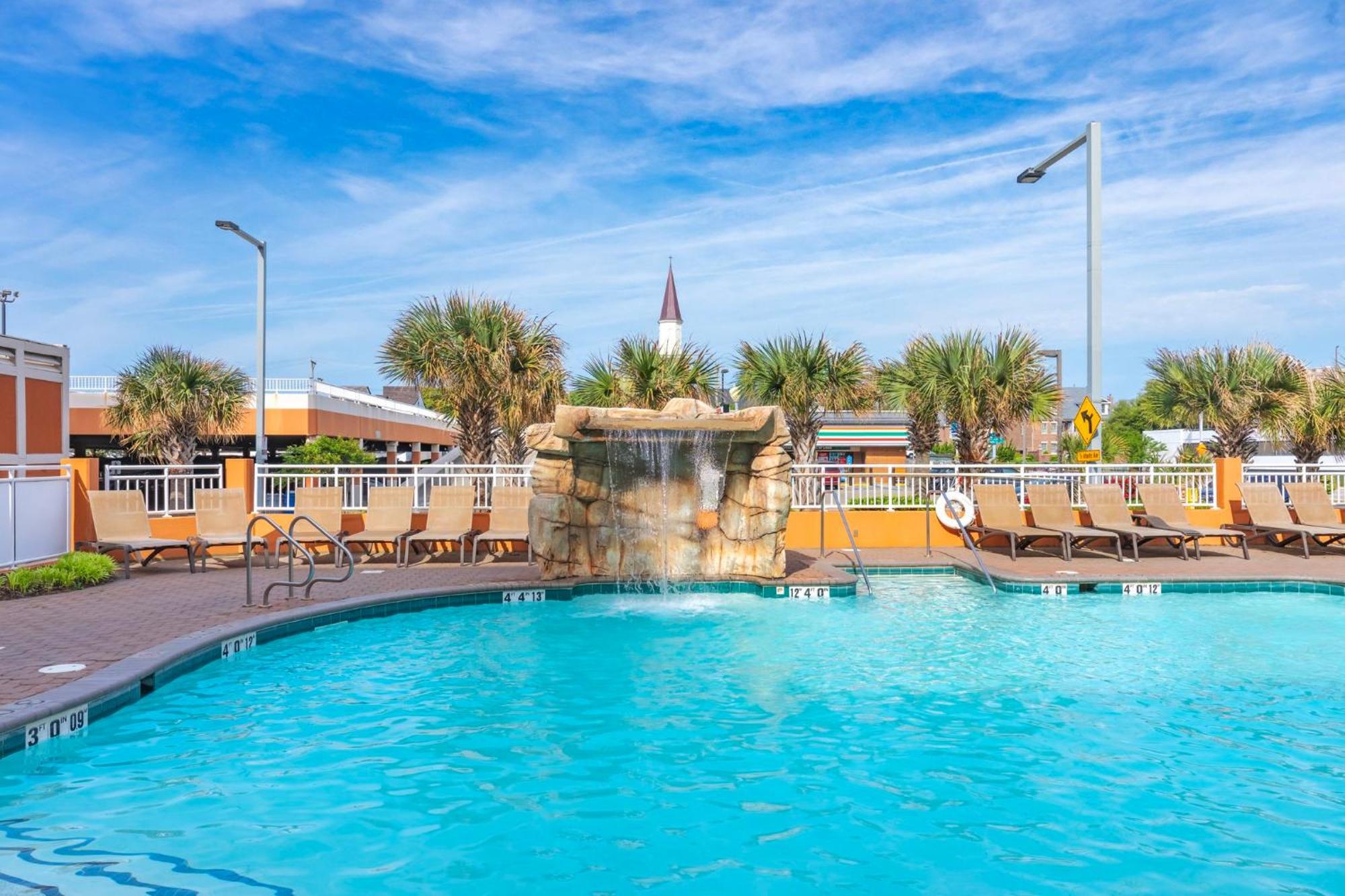 Holiday Inn & Suites Virginia Beach - North Beach By Ihg Exterior foto